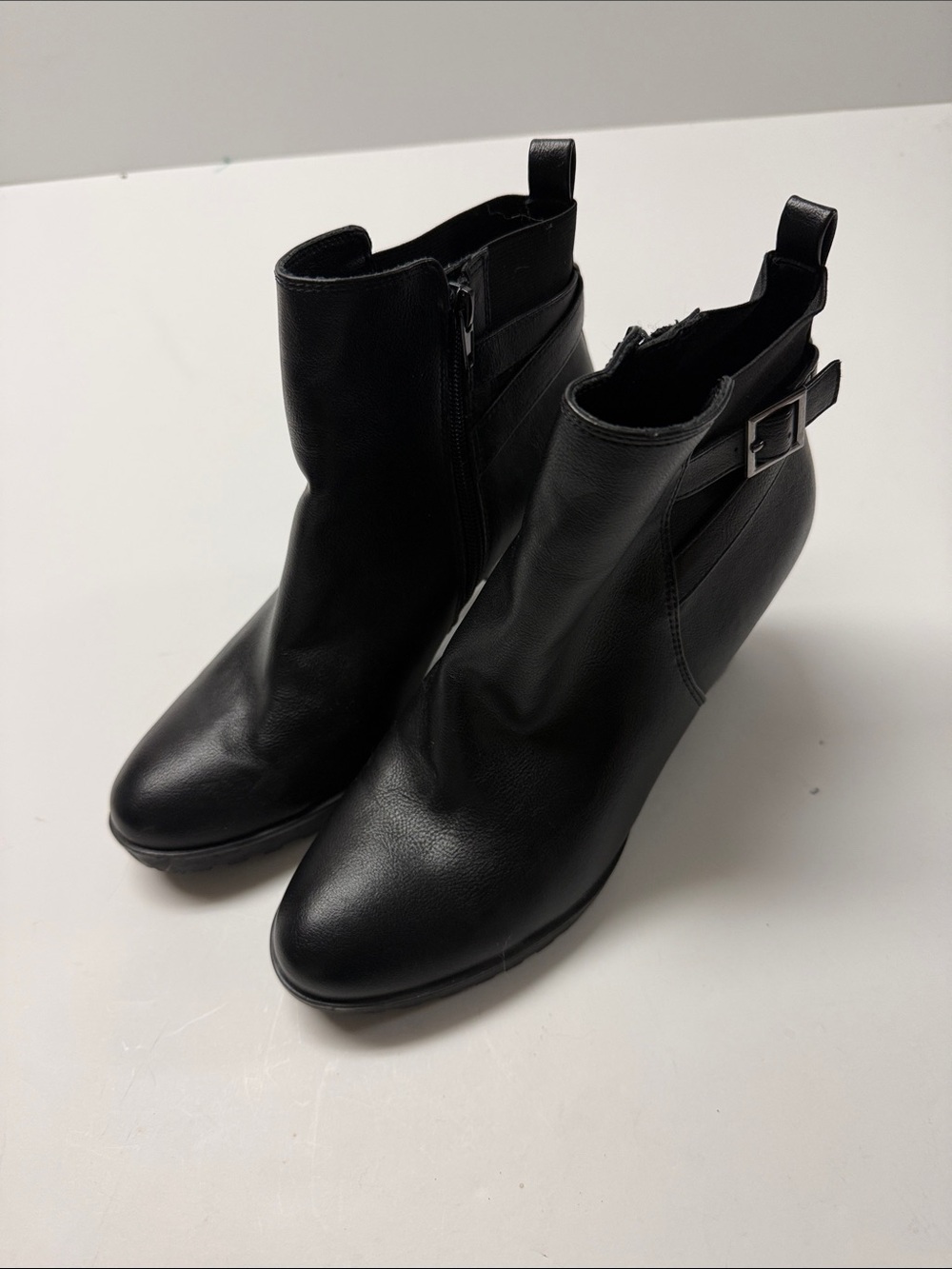 Kelly & Katie Black Leather Ankle Booties with Buckle Strap